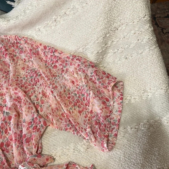 Flora Nikrooz Floral‎ robe - Picture 4 of 5